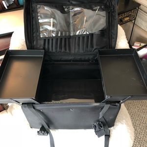 Makeup - Makeup case Makeup - Makeup case